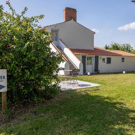 Gîtes Le Bois Berranger Saint-Urbain  Exterior foto