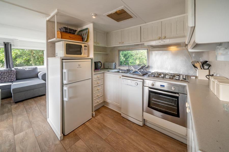 Gîtes Le Bois Berranger Saint-Urbain  Zimmer foto