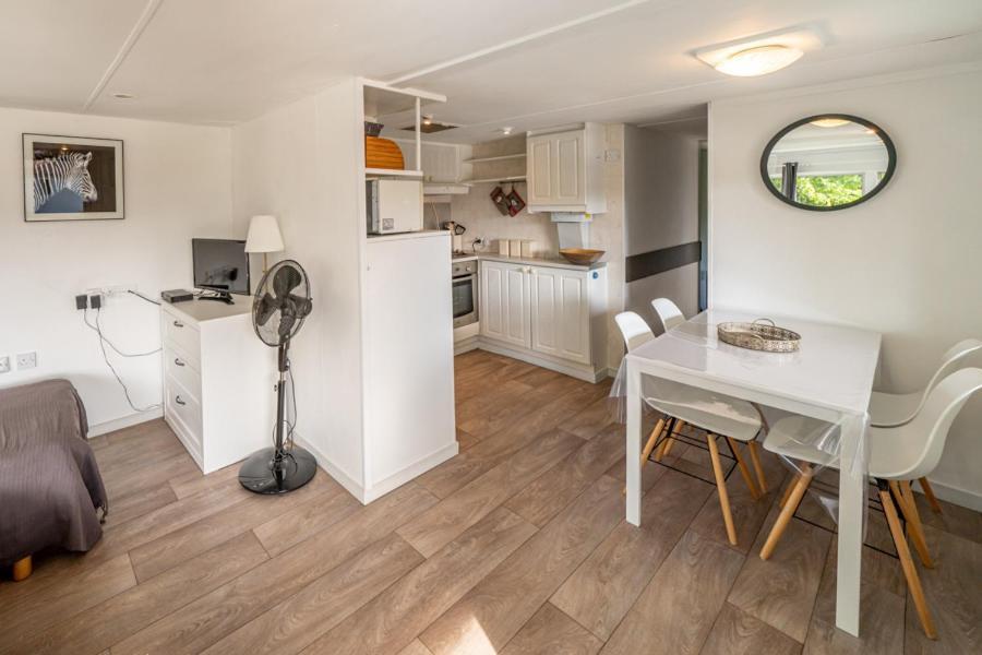 Gîtes Le Bois Berranger Saint-Urbain  Zimmer foto